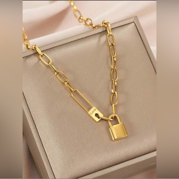Gold Plated Stainless Steel Lock Pendant Necklace - Picture 1 of 3
